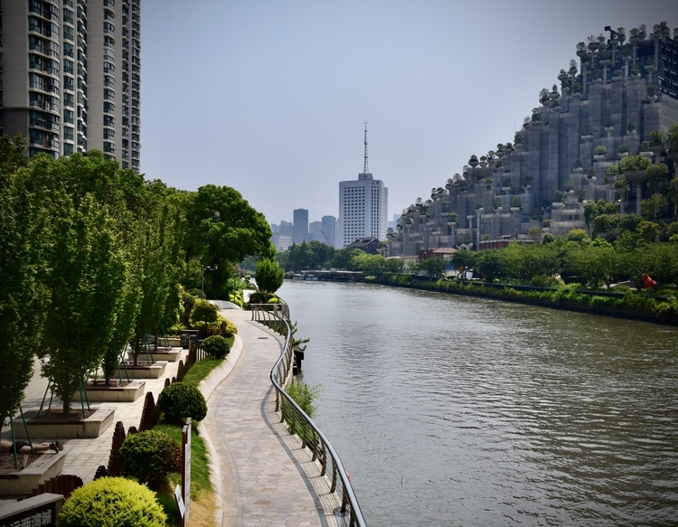 An image from the album: [Shanghai]